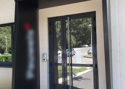 Entrée entreprise communication Dardilly